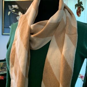 The Gap Tan and Cream Scarf